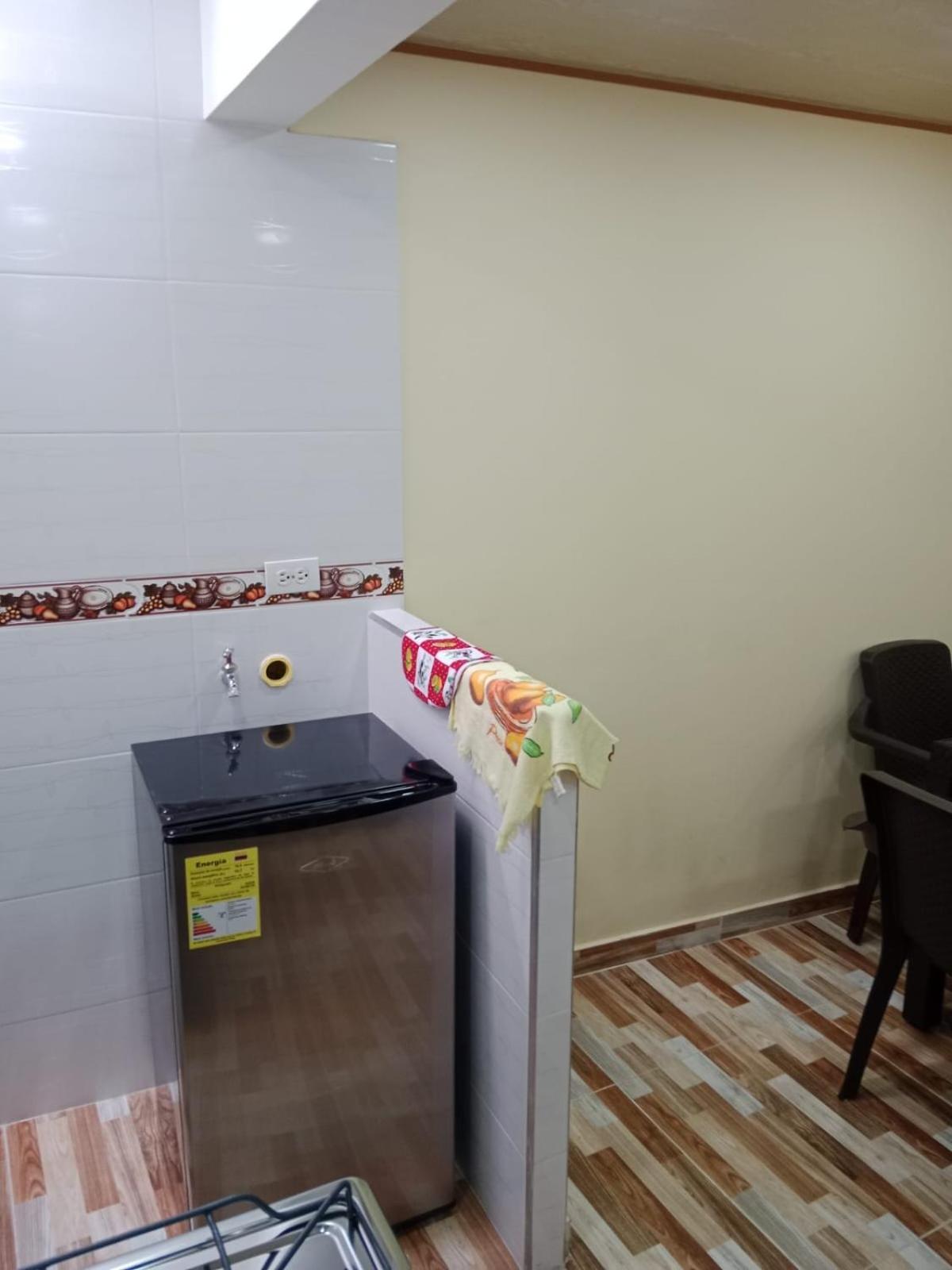 Aparta Estudio Cerca Al Aeropuerto Espectacular 2 Bogotá Zewnętrze zdjęcie